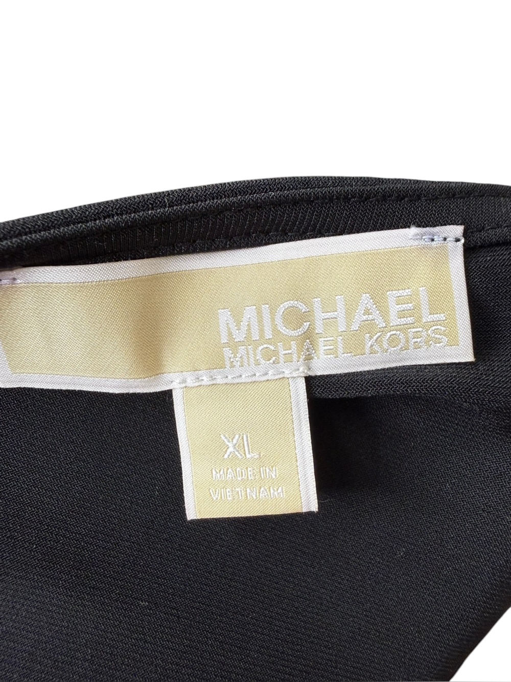 Michael Michael Kors 1X Black Smocked Hem Blouson Top Gold Logo Shoulder Detail - Picture 5 of 10